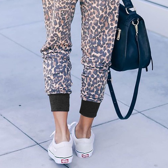 Mono B Leah TAN LEOPARD Cuff Jogger Soft SZ LARGE NEW - Picture 5 of 6